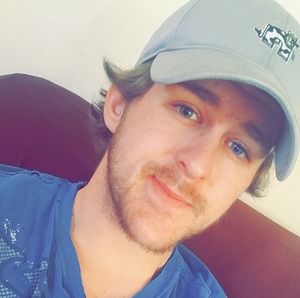 Meet your Posher, Brady